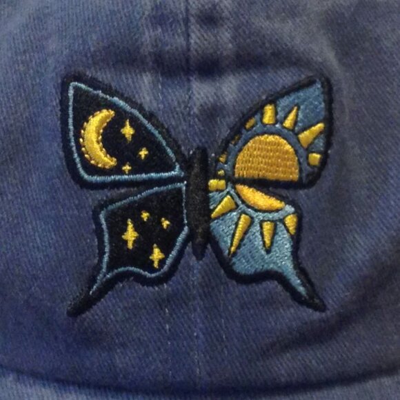 NWT Faded Denim Lady's Cap with Butterfly - Picture 2 of 6